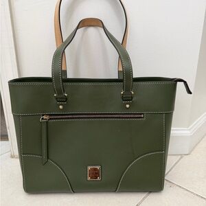 Dooney & Bourke Beacon Large Milia tote Green Leather Tote Bag smooth leather.